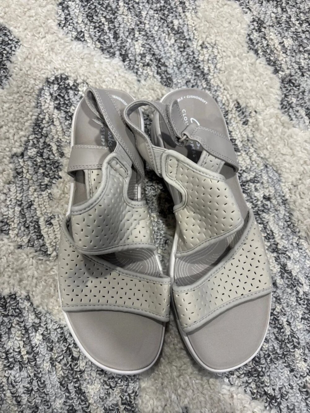 Clarks Cloudsteppers Grey Sandals